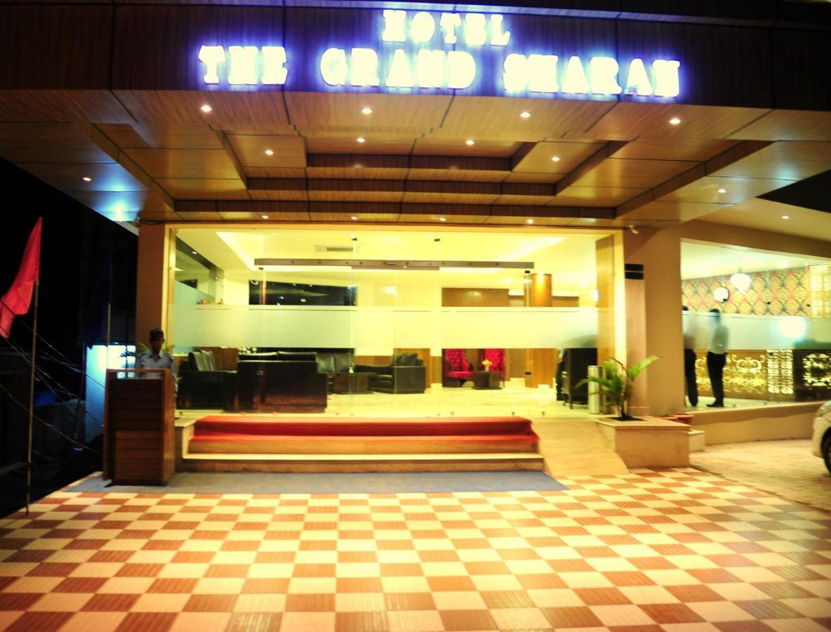 Hotel Grand Sharan คาตรา ภายนอก รูปภาพ