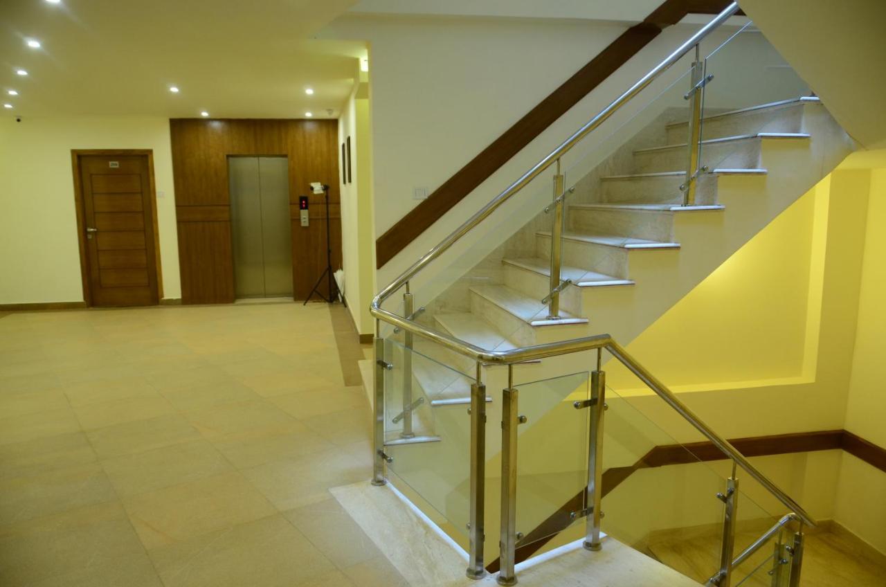 Hotel Grand Sharan คาตรา ภายนอก รูปภาพ